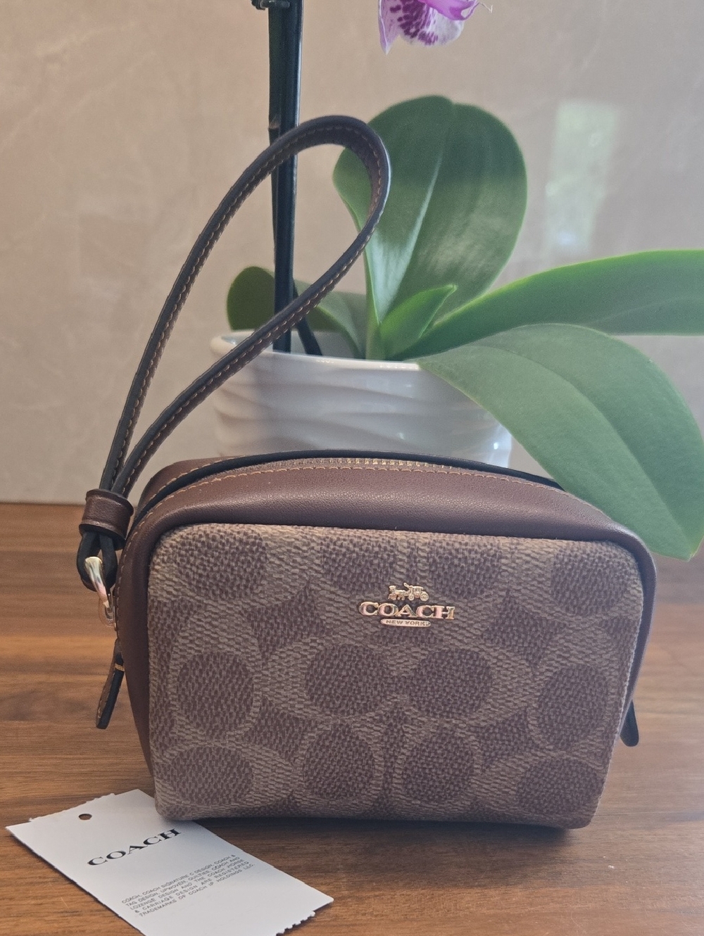 NWT Coach Corner Zip Pouch Wristlet in Signature Canvas Tan Brown CW907